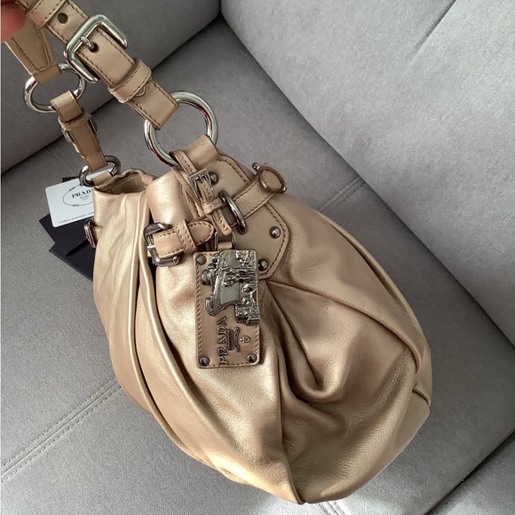 GORGEOUS DRESSY PRADA BAG 🌹🌹🌹 - Picture 9 of 16